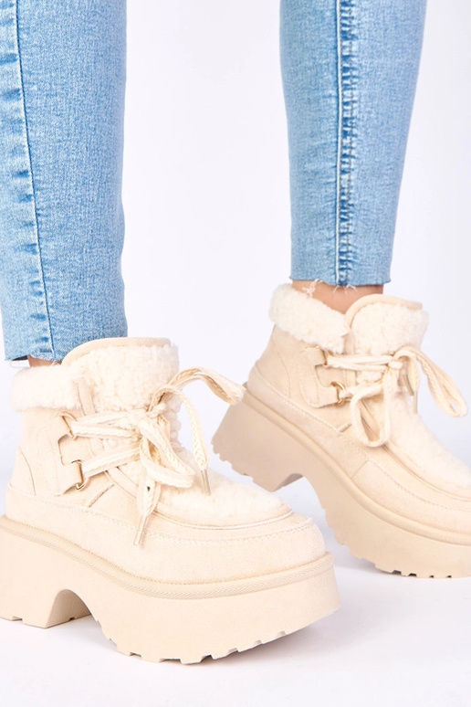 Smėlio spalvos sniego batai su kailiu...