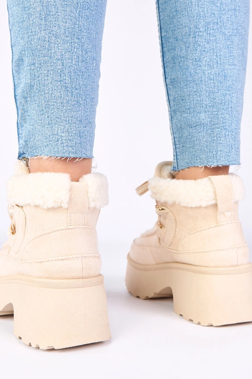 Smėlio spalvos sniego batai su kailiu...