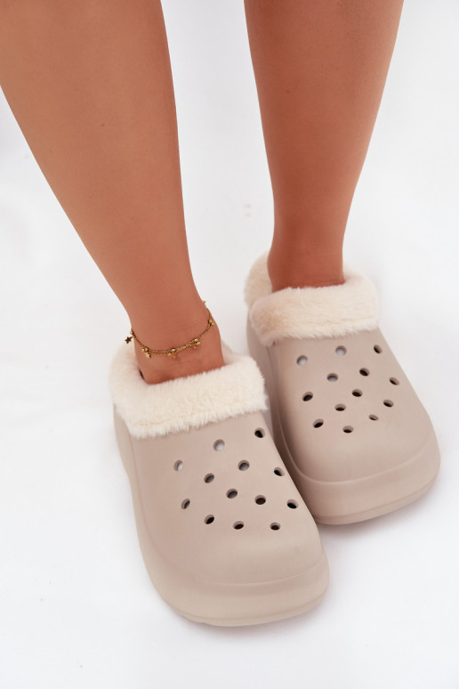 Lengvos šlepetės Moteriškos šlepetės pašiltinti su kailiuku viduje chaki spalvos Palvine