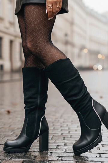 Juodi aulinukai ant kulno... 2