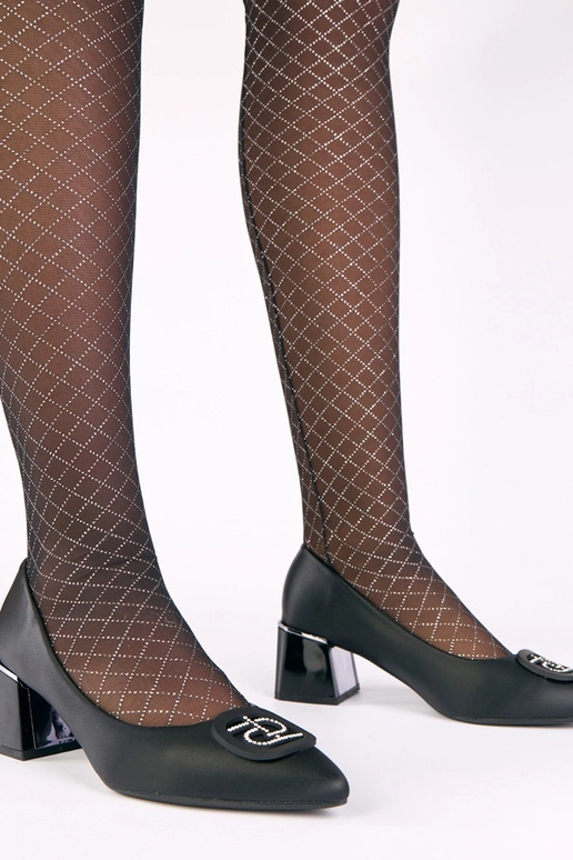 Juodi moteriški bateliai ant...