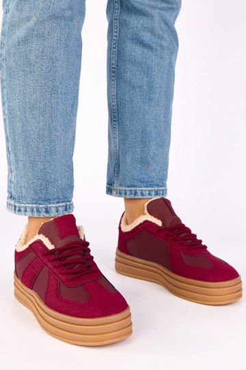 Bordo spalvos sportiniai...