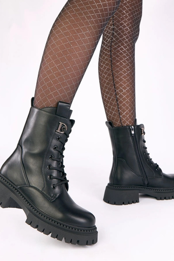 Juodi aulinukai ant platformos puošti cirkoniais Mathia 2