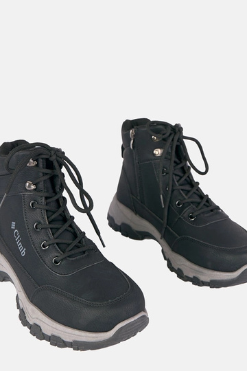 Juodi vyriški šiltinti... 2