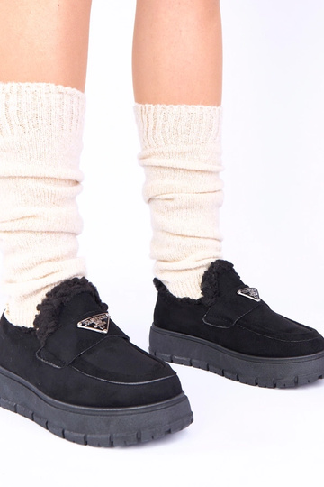 Juodi platforminiai...