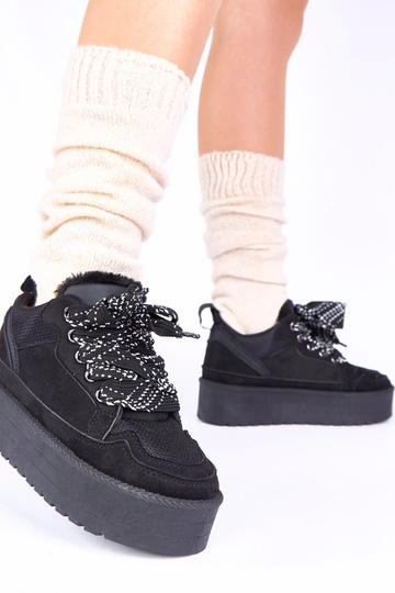 Juodi laisvalaikio batai... 2