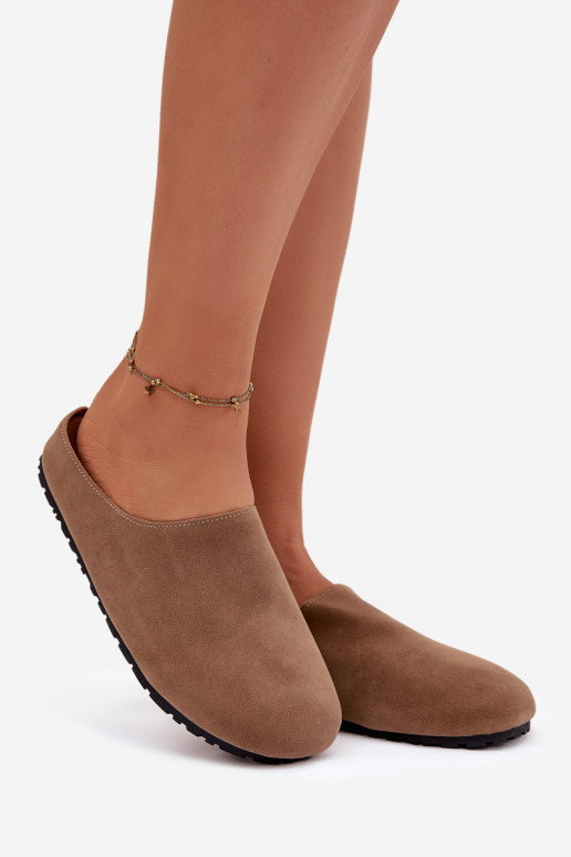 Šlepetės Moteriškassuiš eko zomšosu chaki spalvos Kalvess