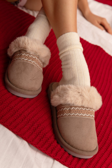 Chaki spalvos Devianne moteriškos šlepetės su kailiuku ir siuvinėjimu