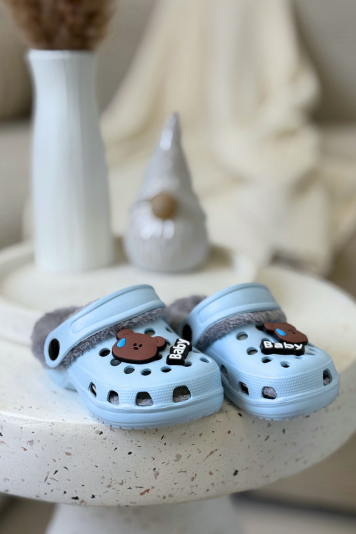 Vaikiškos šiltos šlepetės su kailiuku viduje, šviesiai mėlynos spalvos „Cerelle"