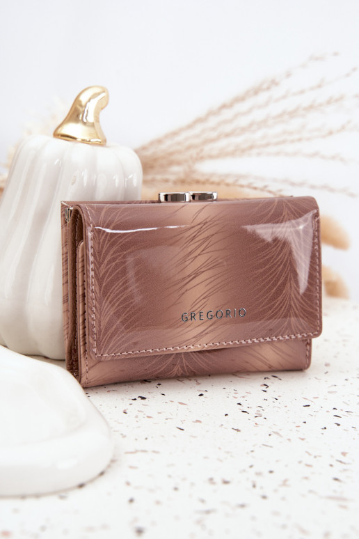 Lakuota moteriška piniginė su kibirkštėlėmis dramblio kaulo spalvos Cermina