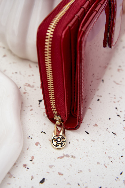 Lakuota moteriška piniginė su auksinėmis detalėmis raudonos spalvos Evlinne