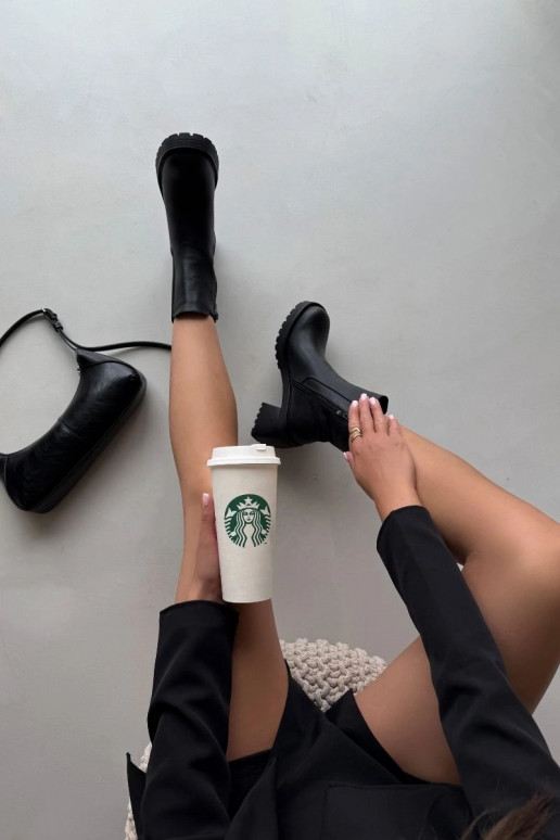 Stilingi moteriški aulinukai su kulniukais juodos spalvos Thalira