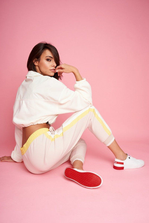 Įjungtatūralios odos sportbačiai BIG STAR FF274174 baltos ir raudonos spalvos