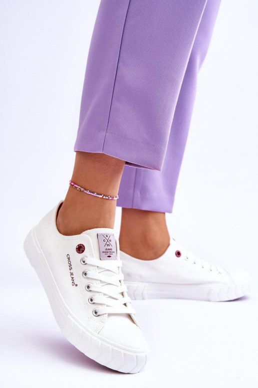 Klasikinio modelio Moteriški batai Cross Jeans LL2R4052 baltos spalvos