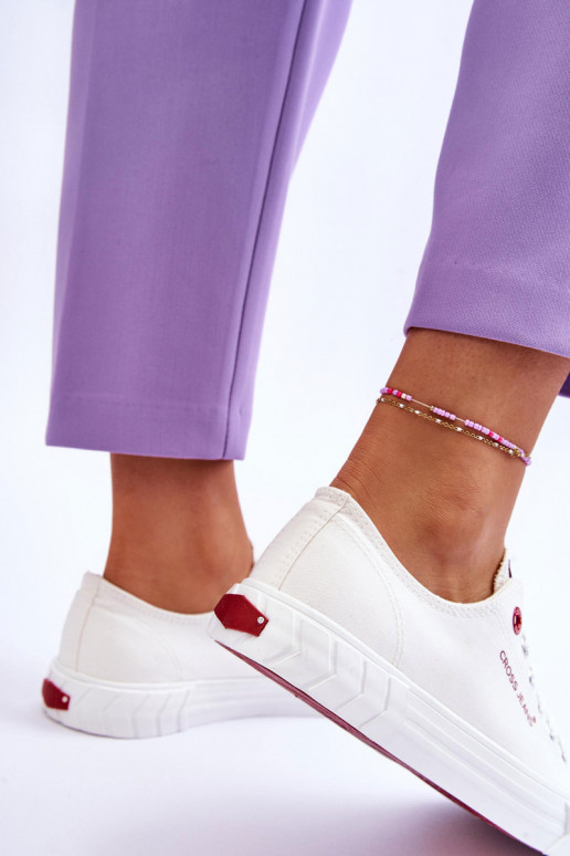 Klasikinio modelio Moteriški batai Cross Jeans LL2R4052 baltos spalvos