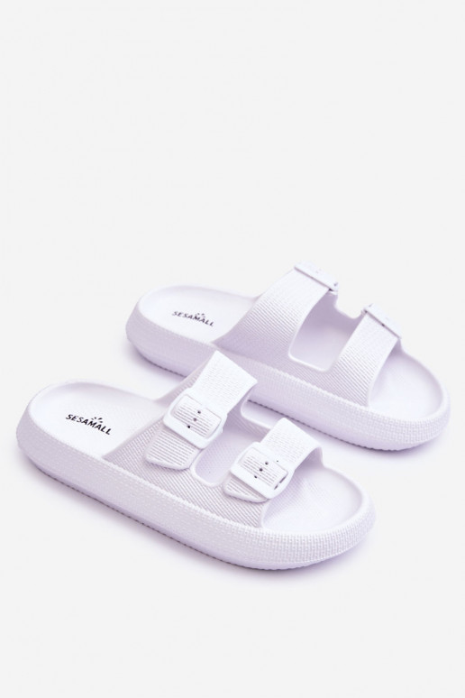 Moteriški šlepetės su putplasčiu su juostelėmis baltos spalvos Sharmen