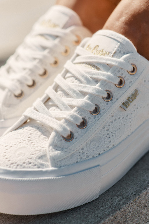 Laisvalaikio bateliai su nėriniais Lee Cooper LCIN-25-31-3438L baltos spalvos