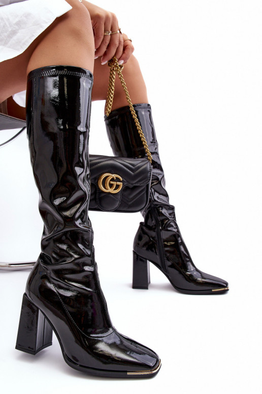 su lako efektu ilgaauliai batai su kulniukais Prieš Kelį juodos spalvos Mlokva