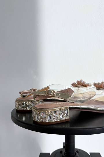 Perregimi basutės Ant žemo kulno Su puošniaisi Detalami D&A MR52-229 aukso spalvos 2