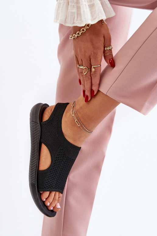 Sportinio stiliaus Moteriškos basutės juodos spalvos Cesys