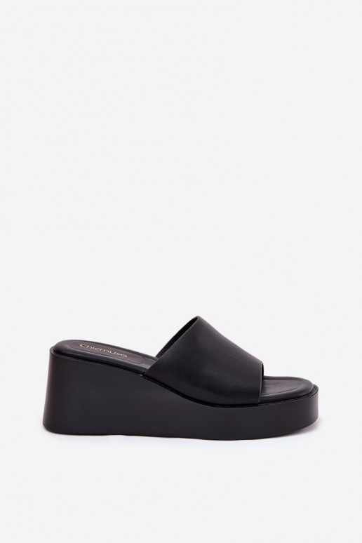 Moteriškos šlepetės Ant platformos Eko Oda juodos spalvos Obenae