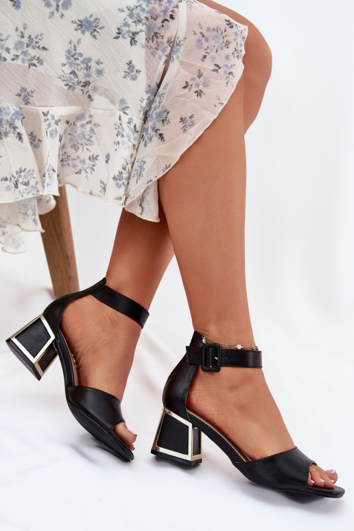 Moteriškos aukštakulnės basutės juodos spalvos Zennia