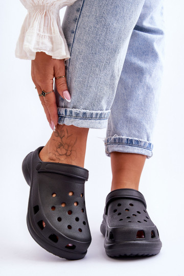 Crocs putplasčio šlepetės su madingais masyviais padais juodos spalvos Katniss 2