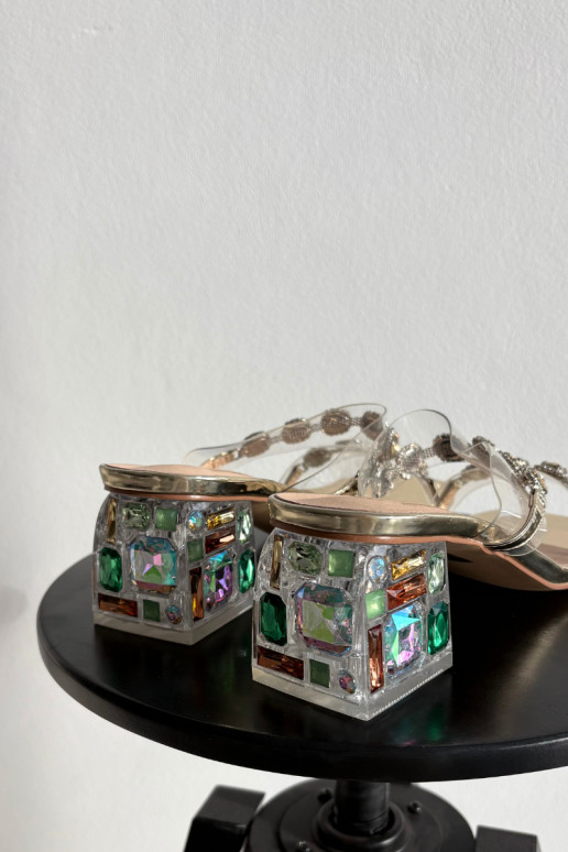 Moteriškos šlepetės su spindinčiomis akutėmis D&A MR1037-02 aukso spalvos