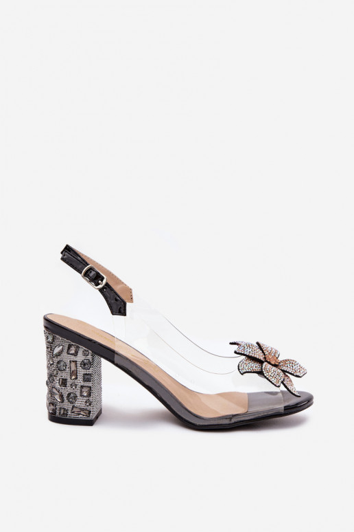 Perregimi basutės su kulniukais su ornamentais D&A MR38-321 juodos spalvos