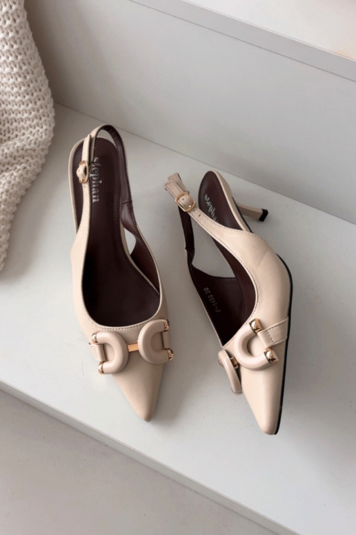 Moteriškos basutės su plonais kulniukais Su puošniais Detalem dramblio kaulo spalvos Brienne