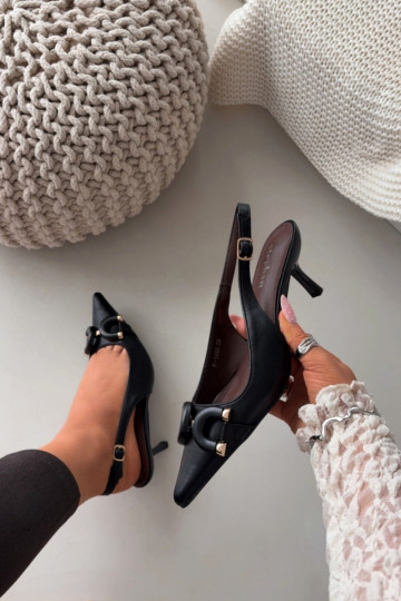 Moteriškos basutės su plonais kulniukais Su puošniais Detalem juodos spalvos Brienne