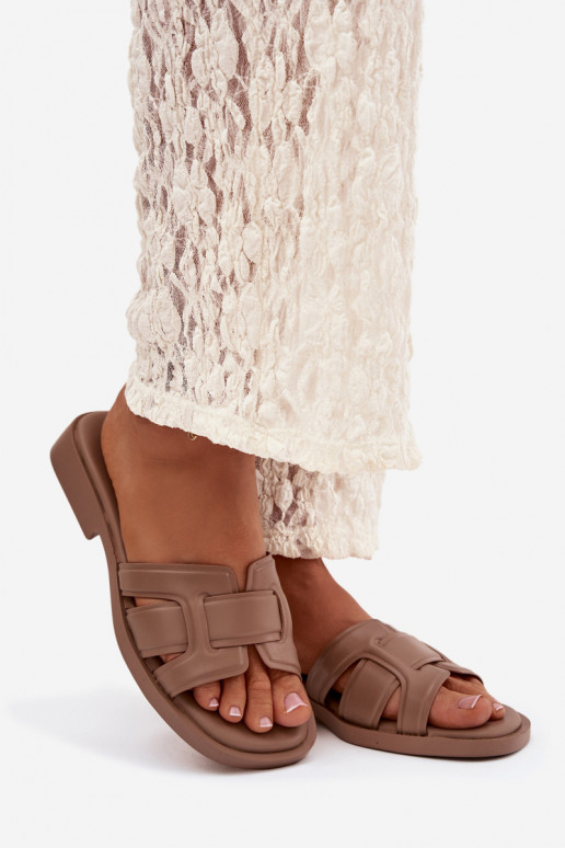 Moteriškos šlepetės su plačiais kulniukais smėlio spalvos Lorania