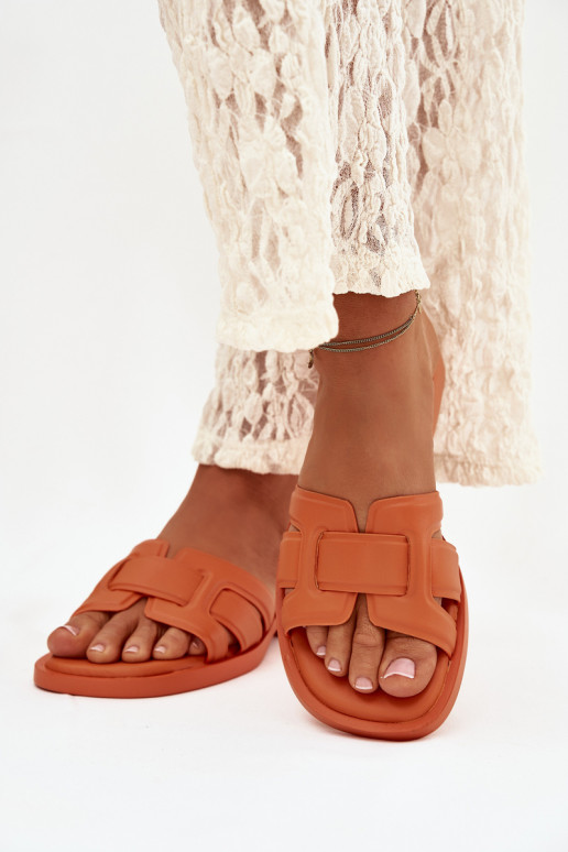 Moteriškos šlepetės su plačiais kulniukais oranžinės spalvos Lorania