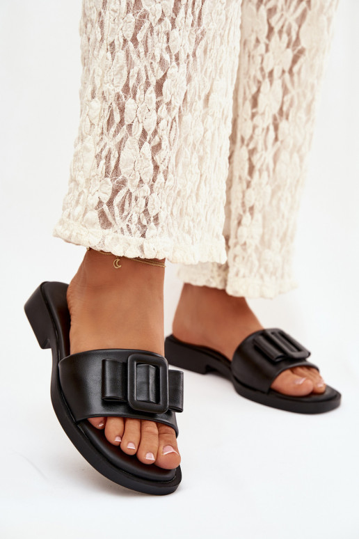 Moteriškos šlepetės su plačiais kulniukais su sagtimis juodos spalvos Melivra