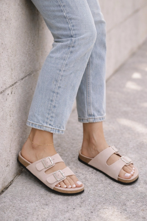 Moteriškos šlepetės su sagtimis Šviesaus rausvo atspalvio Oliena