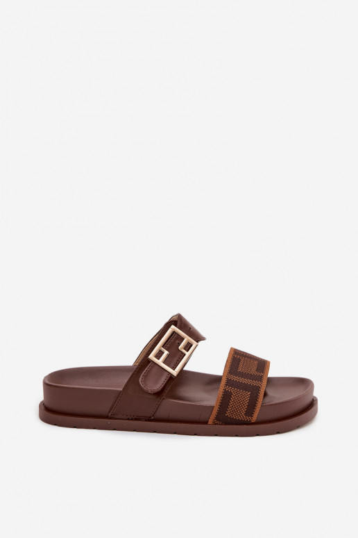 Moteriškos šlepetės su auksinėmis sagtimis, rudos spalvos