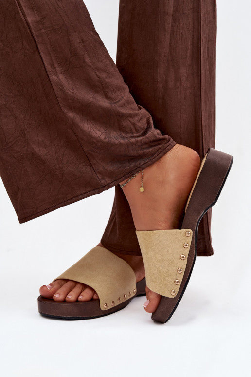 Moteriškos šlepetės Ze aukso spalvosmi Smeigės geltonos spalvos Ferinna