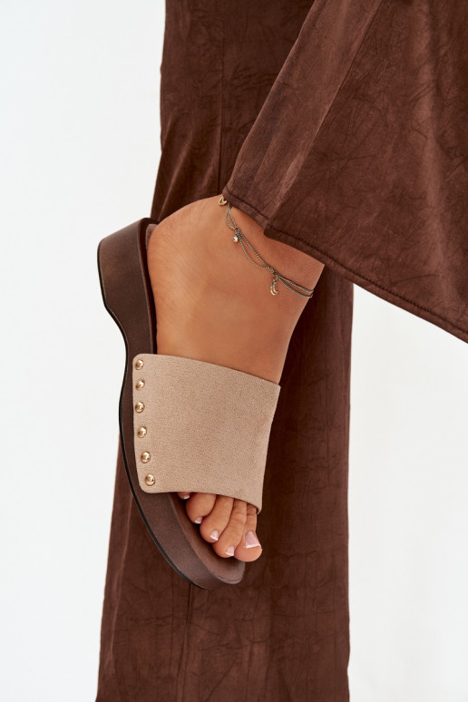 Moteriškos šlepetės Ze aukso spalvosmi Smeigės smėlio spalvos Ferinna