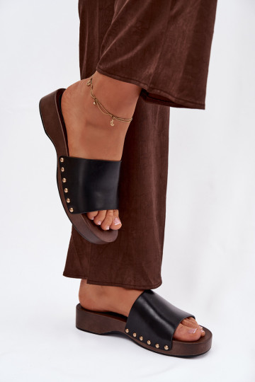 Moteriškos šlepetės Ze aukso spalvosmi Smeigės juodos spalvos Terissa 2