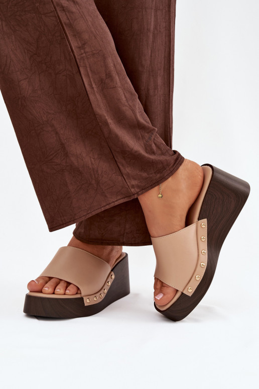 Moteriškos šlepetės Ant platformos Ze aukso spalvosmi Smeigės smėlio spalvos Arionne