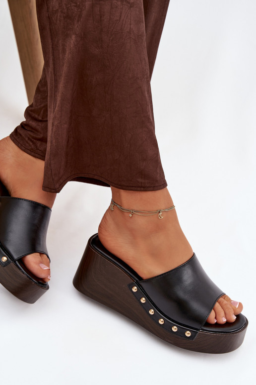 Moteriškos šlepetės Ant platformos Ze aukso spalvosmi Smeigės juodos spalvos Arionne