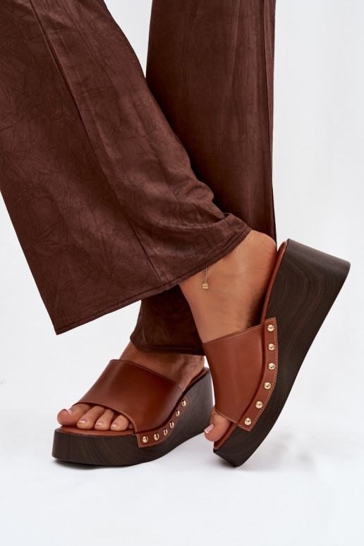 Moteriškos šlepetės Ant platformos Ze aukso spalvosmi Smeigės rudos spalvos Arionne