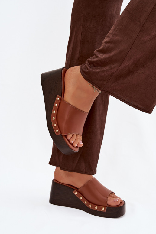 Moteriškos šlepetės Ant platformos Ze aukso spalvosmi Smeigės rudos spalvos Arionne