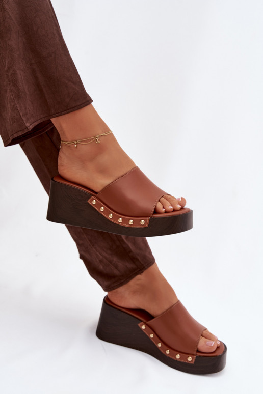 Moteriškos šlepetės Ant platformos Ze aukso spalvosmi Smeigės rudos spalvos Arionne