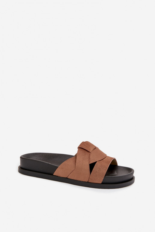 Moteriškos šlepetės iš eko zomšosoĮe su juostelėmis rudos spalvos Tai turirivessa