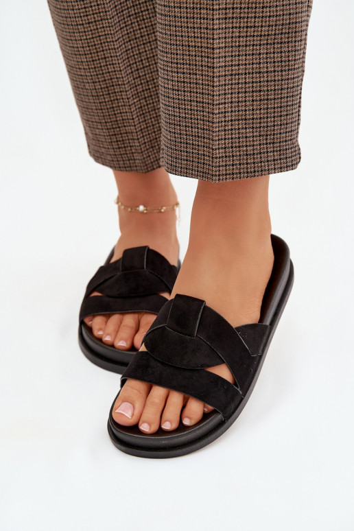 Moteriškos šlepetės iš eko zomšosoĮe su juostelėmis juodos spalvos Tai turirivessa