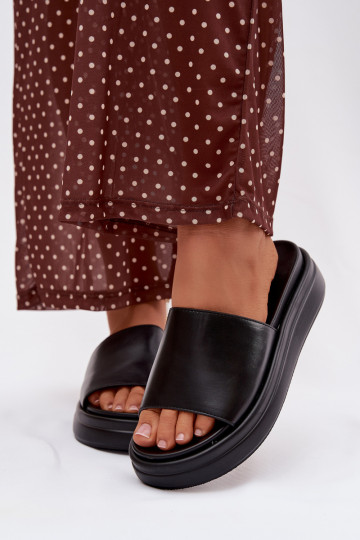 Moteriškos šlepetės su platforma juodos spalvos Tanelisse 2