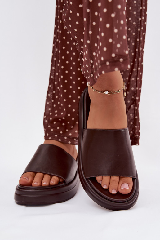 Moteriškos šlepetės su platforma CzekoladoĮe Tanelisse