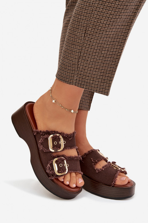 Moteriškos šlepetės su platforma Ze aukso spalvosmi su sagtimismi CzekoladoĮe Renelisse