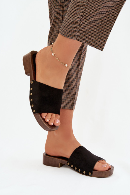 Moteriškos šlepetės su plačiais kulniukais Ze aukso spalvosmi Smeigės juodos spalvos Girella